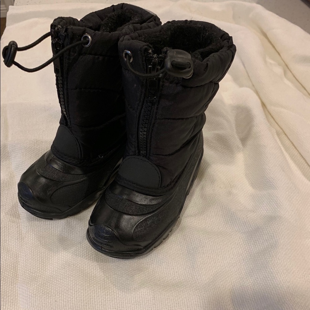 Kamik waterproof snow boots.